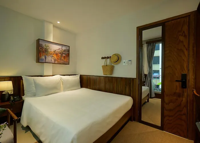 Nexus House Nguyen Binh Khiem - Near Saigon Zoo & Botanical Gardens