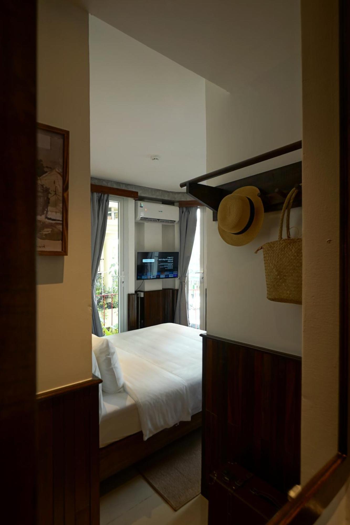 Nexus House Nguyen Binh Khiem - Near Saigon Zoo & Botanical Gardens Отель 4*